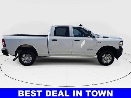 Bright White Clearcoat 2022 RAM 2500 Tradesman