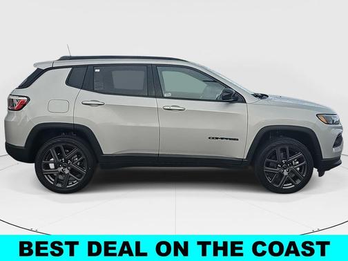 Silver Zynith 2026 Jeep Compass Latitude