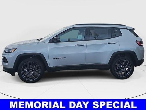 Silver Zynith 2026 Jeep Compass Latitude