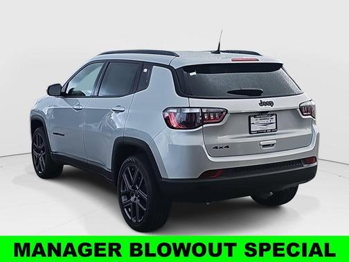 Silver Zynith 2026 Jeep Compass Latitude