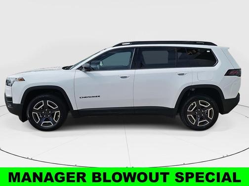 Bright White Clearcoat 2026 Jeep Cherokee LAREDO/LIMITED