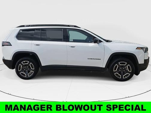 Bright White Clearcoat 2026 Jeep Cherokee LAREDO/LIMITED