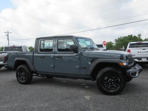 2025 Jeep Gladiator Sport