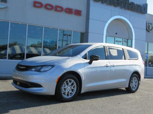 2026 Chrysler Voyager LX