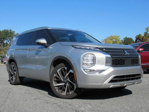 2022 Mitsubishi Outlander SEL