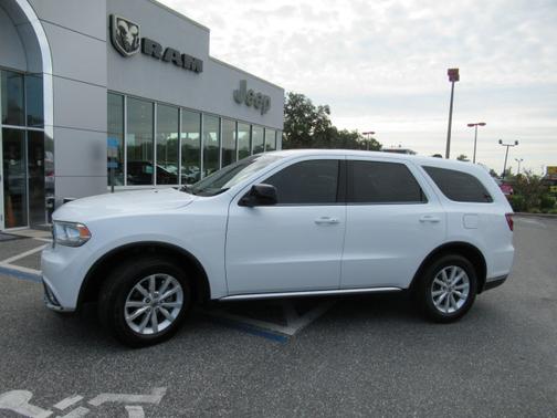 Photo 4 of 30 of 2019 Dodge Durango SXT