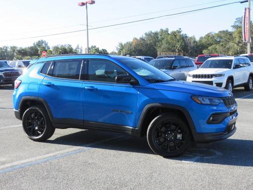 2026 Jeep Compass Latitude Altitude