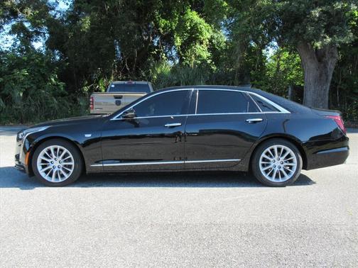 Black Metallic 2020 Cadillac CT6 Luxury