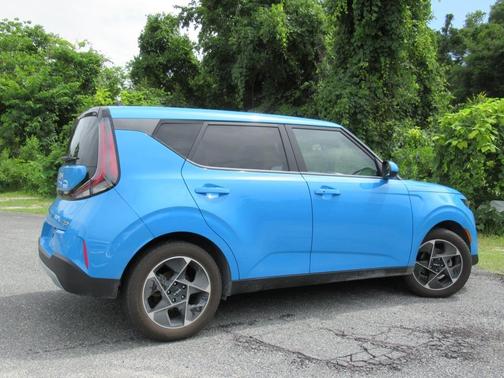 2023 Kia Soul EX