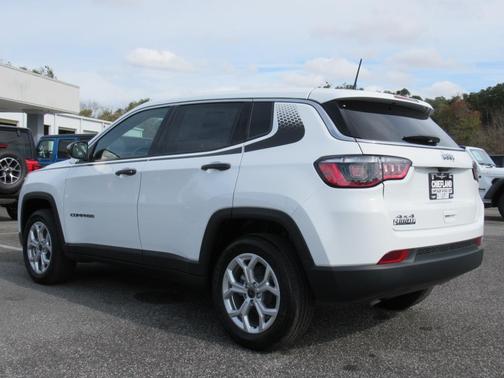 2025 Jeep Compass Sport