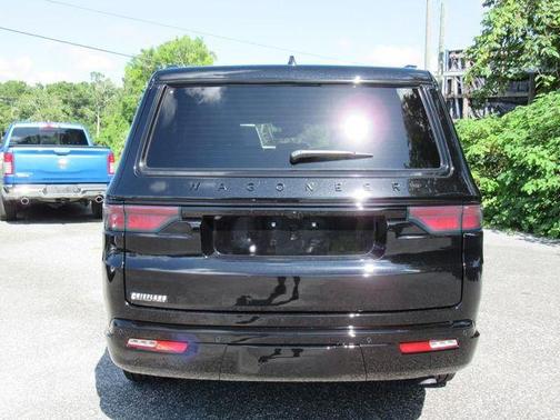 2025 Jeep Wagoneer Series II