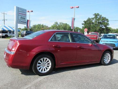 2014 Chrysler 300 Base