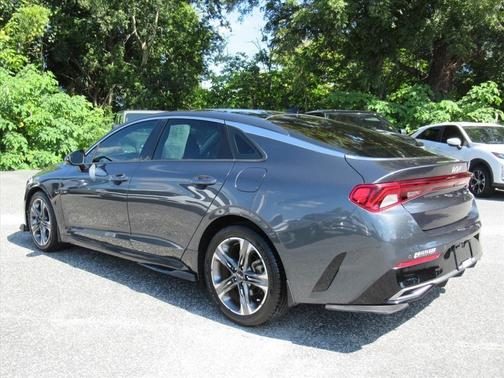 2022 Kia K5 EX