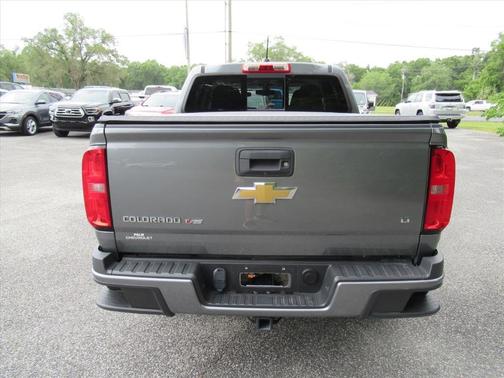 Steel Metallic 2019 Chevrolet Colorado LT