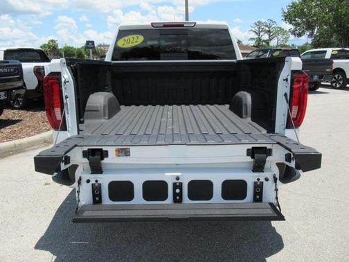 2022 GMC Sierra 1500 Limited AT4