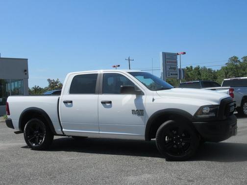 2024 RAM 1500 Classic SLT