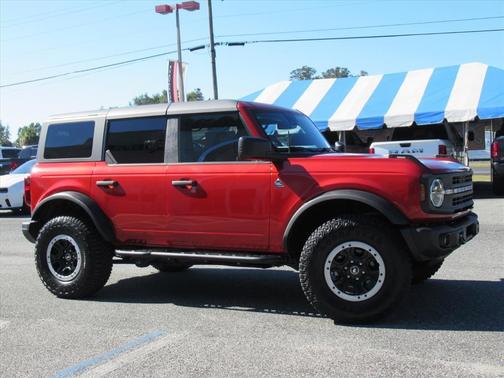 2024 Ford Bronco Black Diamond