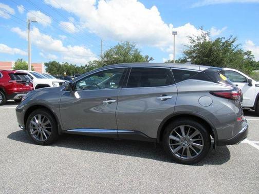 2021 Nissan Murano SV