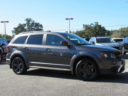 2020 Dodge Journey Crossroad