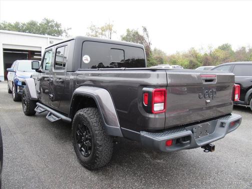 2022 Jeep Gladiator Willys