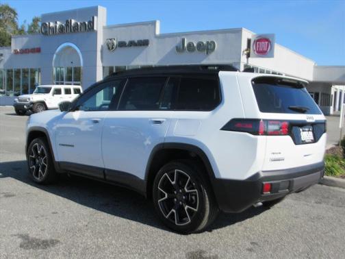 2026 Jeep Cherokee Overland