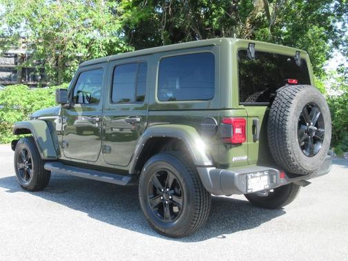 2021 Jeep Wrangler Unlimited Sahara Altitude