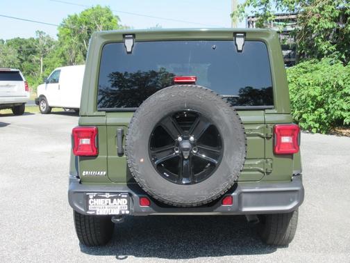 2021 Jeep Wrangler Unlimited Sahara Altitude