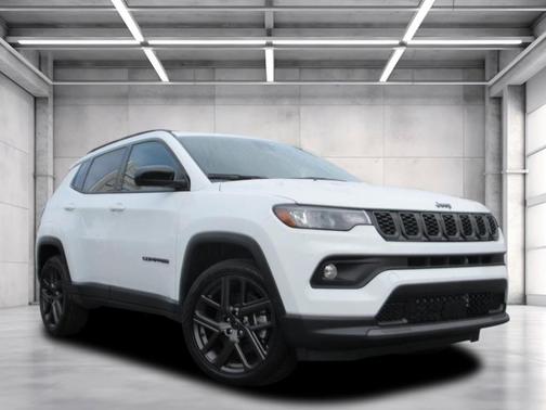 2026 Jeep Compass Latitude Altitude