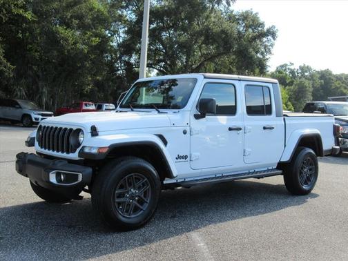 2024 Jeep Gladiator Sport S
