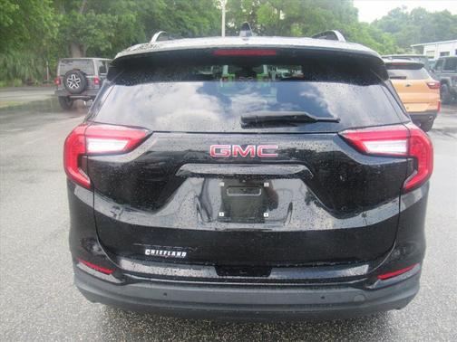 Ebony Twilight Metallic 2023 GMC Terrain SLT