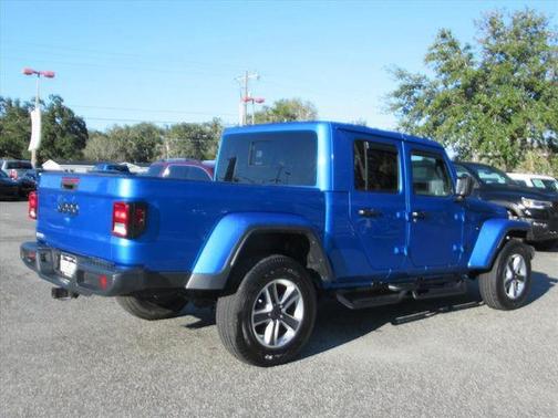 2024 Jeep Gladiator Sport S