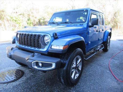 2024 Jeep Gladiator Sport S
