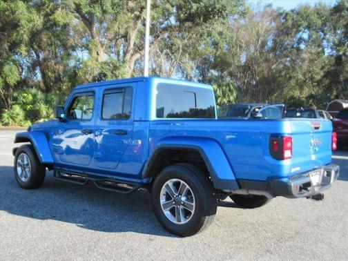 2024 Jeep Gladiator Sport S