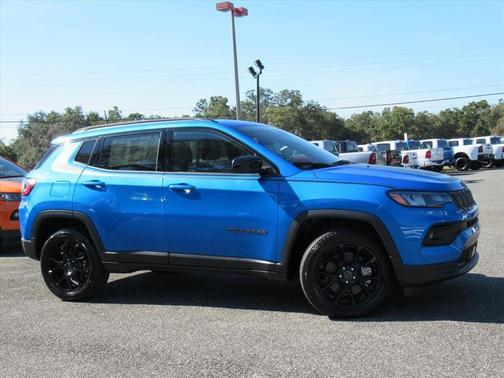 2026 Jeep Compass Latitude Altitude