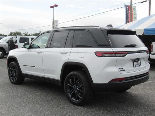 2025 Jeep Grand Cherokee Laredo X