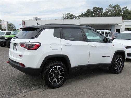 2026 Jeep Compass Trailhawk