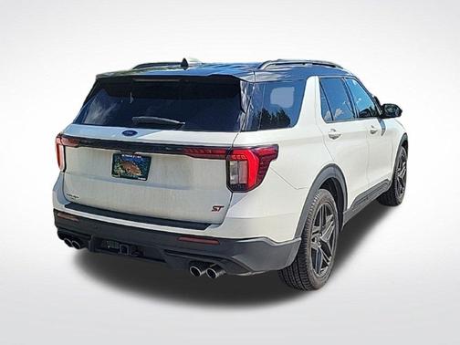 White Metallic 2025 Ford Explorer ST