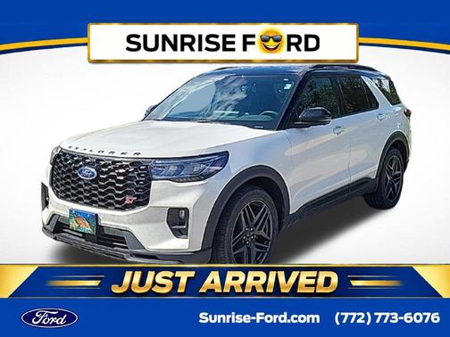 White Metallic 2025 Ford Explorer ST