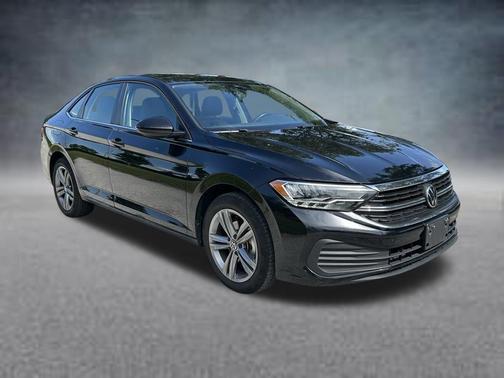 Deep Black Pearl Effect 2024 Volkswagen Jetta 1.5T SE