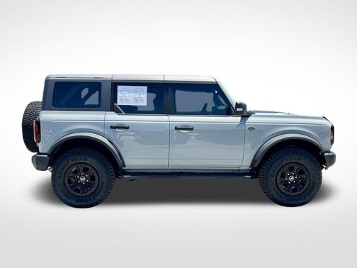 Cactus Green / Gray 2023 Ford Bronco Wildtrak