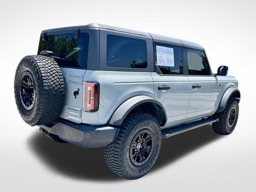 Cactus Green / Gray 2023 Ford Bronco Wildtrak