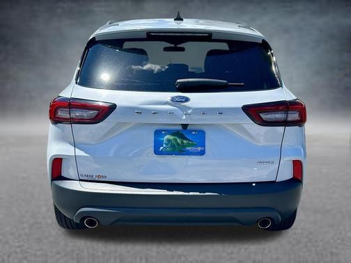 Silver Metallic 2025 Ford Escape ST-Line Select