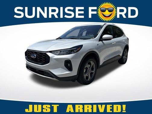 Silver Metallic 2025 Ford Escape ST-Line Select