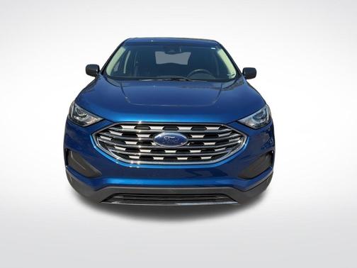 Blue 2020 Ford Edge SE