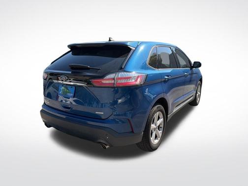 Blue 2020 Ford Edge SE