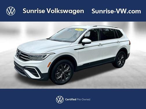 Opal White Pearl Effect 2023 Volkswagen Tiguan 2.0T SE