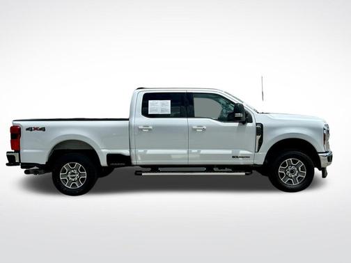 Oxford White 2026 Ford F-250 Lariat