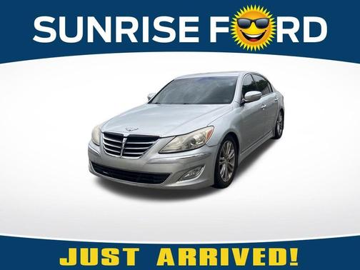 Platinum Metallic 2013 Hyundai Genesis 3.8