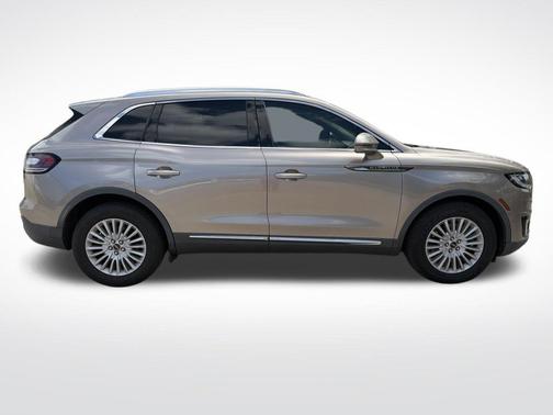 2019 Lincoln Nautilus Standard