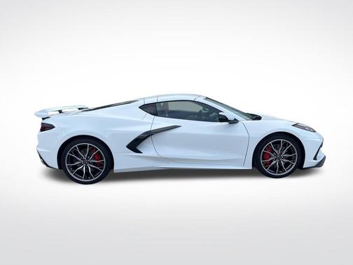 2026 Chevrolet Corvette Stingray w/2LT